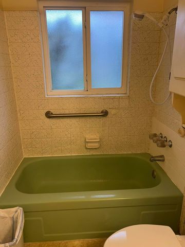 2284 Jubilant Avenue, Medford, OR 97504