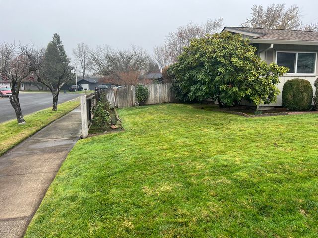 2284 Jubilant Avenue, Medford, OR 97504