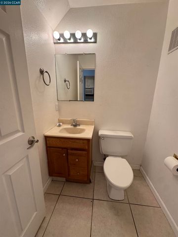 3712 Willow Pass Rd 41, Concord, CA 94519