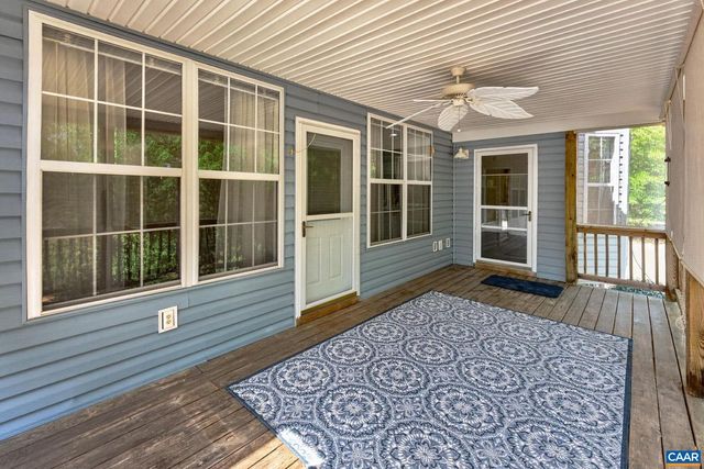 102 HAPPY VALLEY RD, Keswick, VA 22947