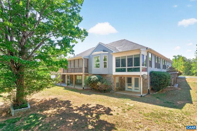 102 HAPPY VALLEY RD, Keswick, VA 22947