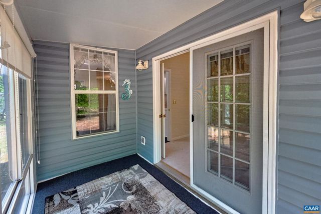 102 HAPPY VALLEY RD, Keswick, VA 22947
