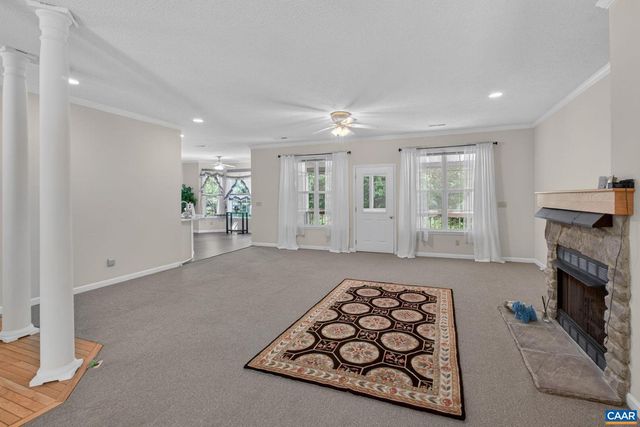 102 HAPPY VALLEY RD, Keswick, VA 22947