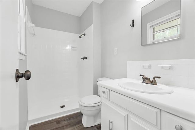 1311 Highland Drive, Lee's Summit, MO 64081
