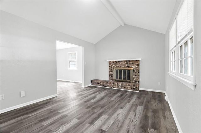 1311 Highland Drive, Lee's Summit, MO 64081