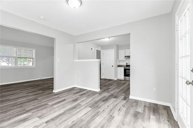 1311 Highland Drive, Lee's Summit, MO 64081