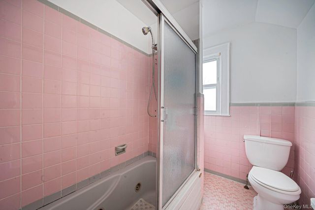 24718 137th Avenue, Rosedale, NY 11422