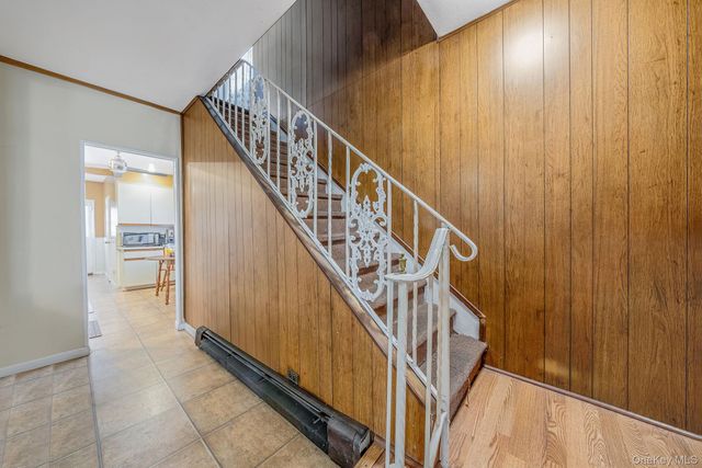 24718 137th Avenue, Rosedale, NY 11422