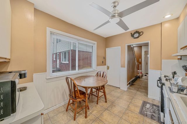 24718 137th Avenue, Rosedale, NY 11422