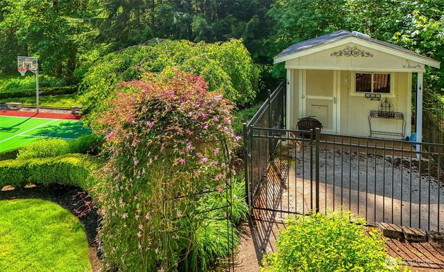 14225 248th Place SE, Issaquah, WA 98027