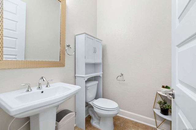 118 MADRONE TRL, Boerne, TX 78006