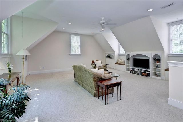 1657 Founders HL N, Williamsburg, VA 23185