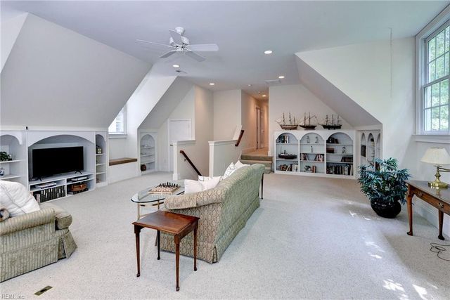 1657 Founders HL N, Williamsburg, VA 23185