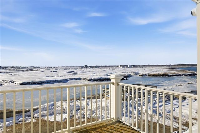 23 River Street, Seabrook, NH 03874
