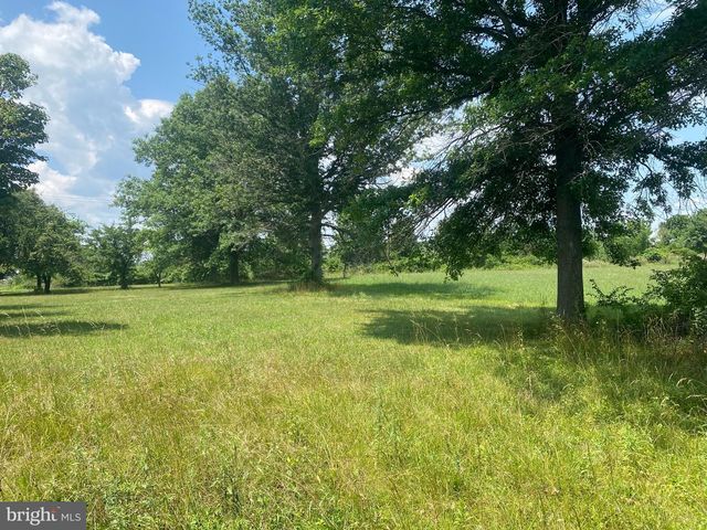227L SCHLEGEL RD, Gilbertsville, PA 19525