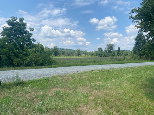 227L SCHLEGEL RD, Gilbertsville, PA 19525