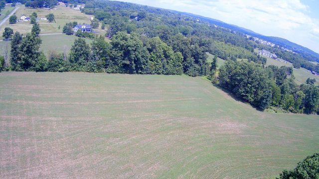 227L SCHLEGEL RD, Gilbertsville, PA 19525