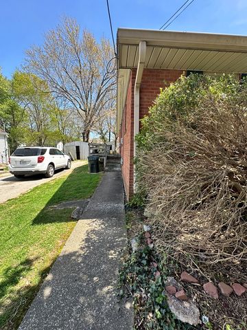 432 Henderson Drive, Hopkinsville, KY 42240