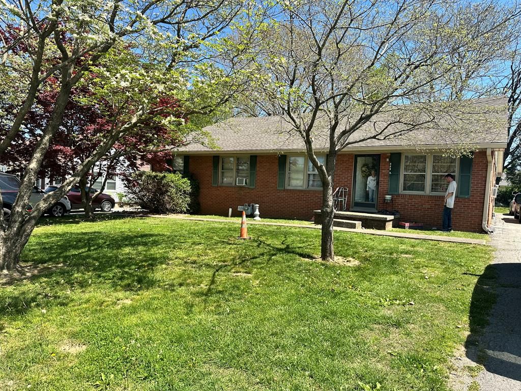 432 Henderson Drive, Hopkinsville, KY 42240