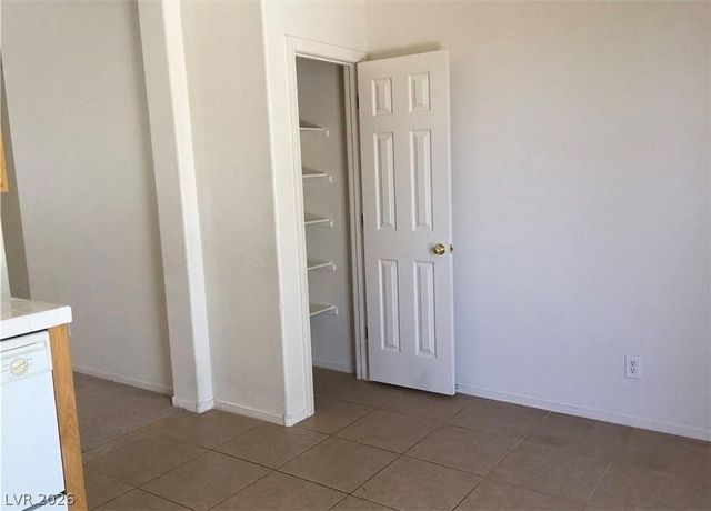 10372 Pink Cloud Court, Las Vegas, NV 89129