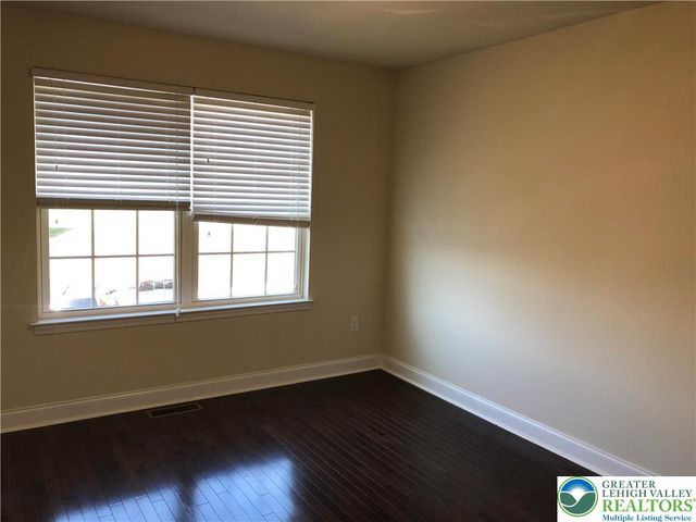 6137 Valley Forge Drive, Upper Saucon Twp, PA 18036