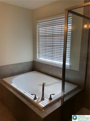 6137 Valley Forge Drive, Upper Saucon Twp, PA 18036
