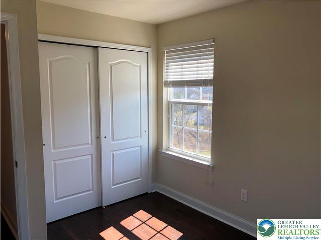6137 Valley Forge Drive, Upper Saucon Twp, PA 18036