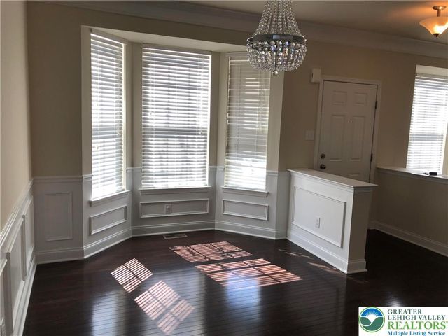 6137 Valley Forge Drive, Upper Saucon Twp, PA 18036