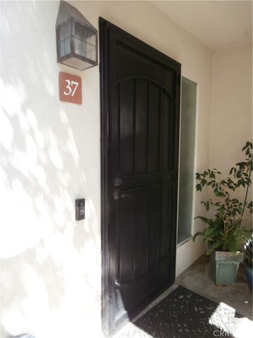 37 Via Lavendera, Rancho Santa Margarita, CA 92688