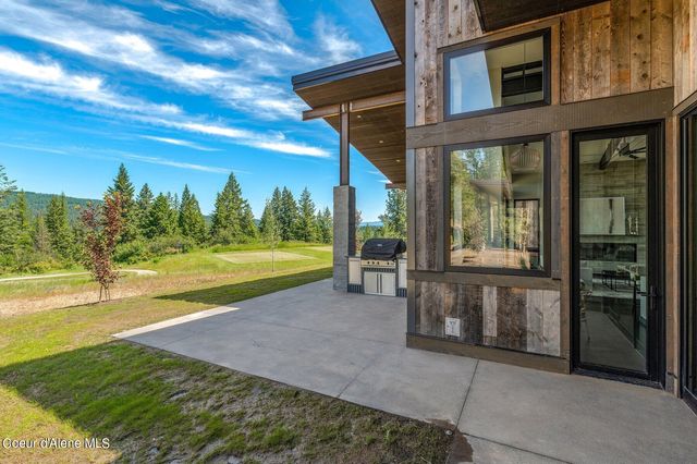15055 S CHALK HILL DR, Coeur D'alene, ID 83814