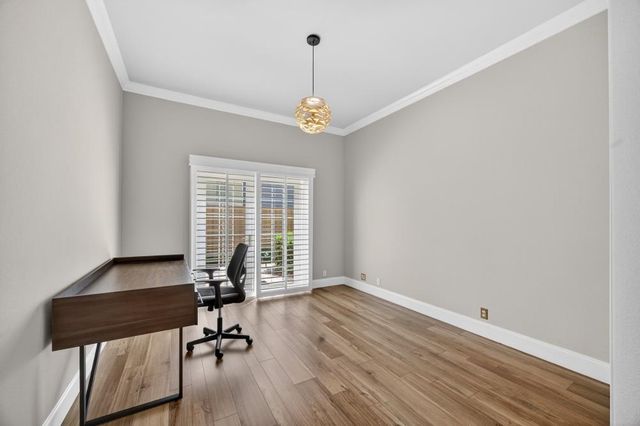 7672 Marina Cove Dr, Sacramento, CA 95831