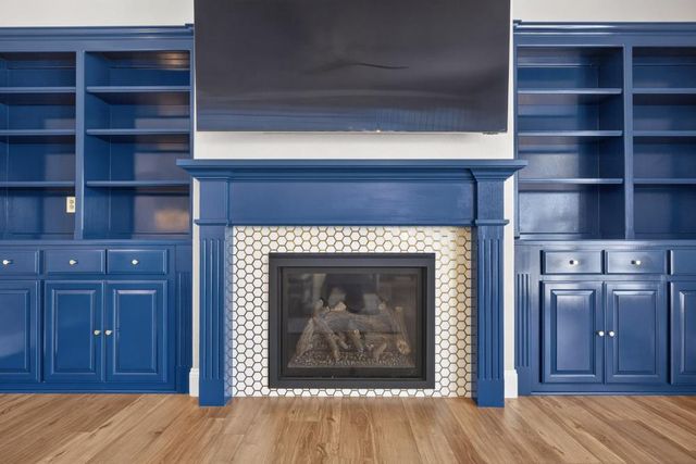 7672 Marina Cove Dr, Sacramento, CA 95831