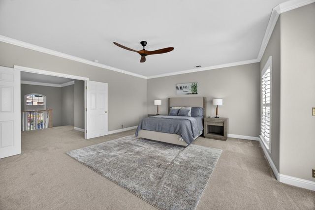 7672 Marina Cove Dr, Sacramento, CA 95831