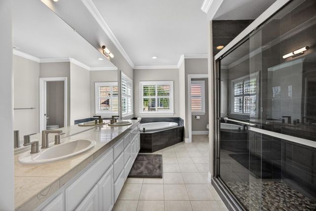 7672 Marina Cove Dr, Sacramento, CA 95831