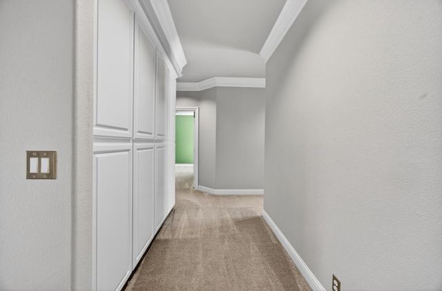 7672 Marina Cove Dr, Sacramento, CA 95831