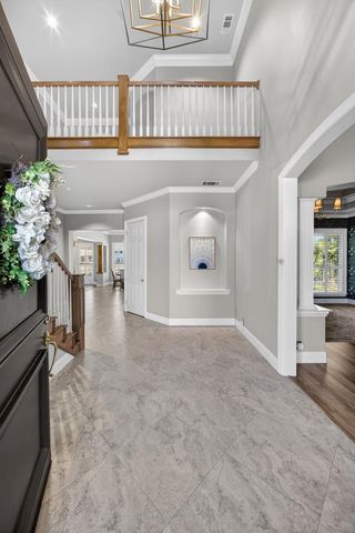 7672 Marina Cove Dr, Sacramento, CA 95831