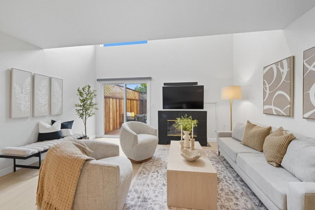101 Redding Road A4, Campbell, CA 95008