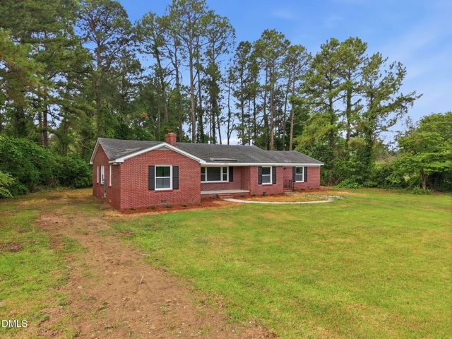 713 Tyree Road, Kinston, NC 28504
