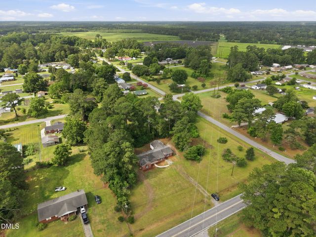 713 Tyree Road, Kinston, NC 28504