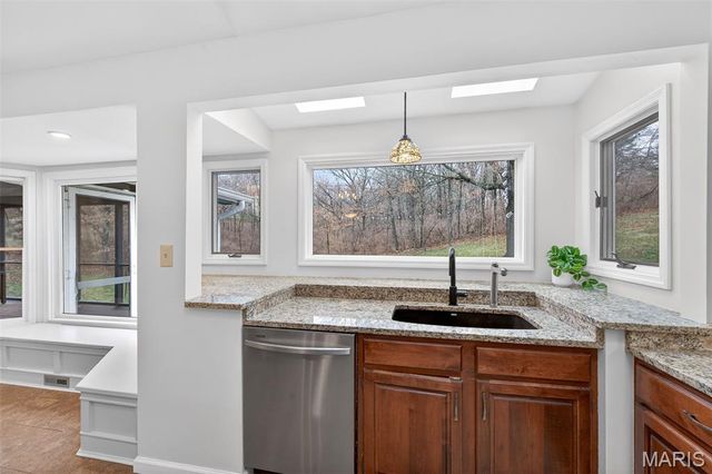 16839 Kehrsbrooke Court, Chesterfield, MO 63005