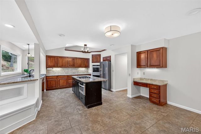 16839 Kehrsbrooke Court, Chesterfield, MO 63005