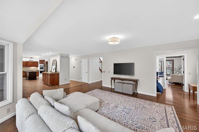 16839 Kehrsbrooke Court, Chesterfield, MO 63005