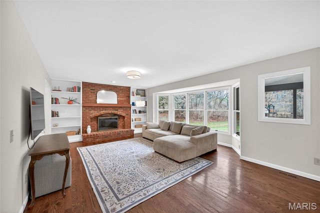 16839 Kehrsbrooke Court, Chesterfield, MO 63005