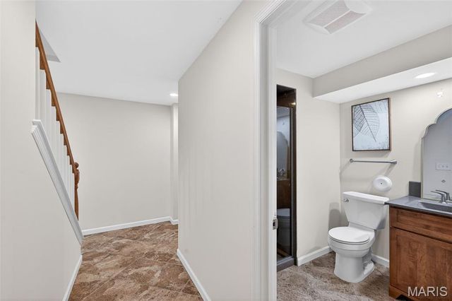 16839 Kehrsbrooke Court, Chesterfield, MO 63005