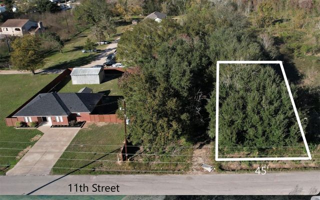 4690 11th Street, Brookshire, TX 77423