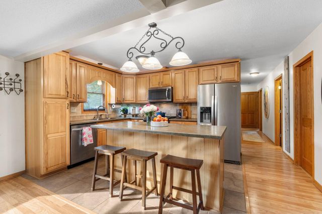 9101 Russell Avenue S, Bloomington, MN 55431