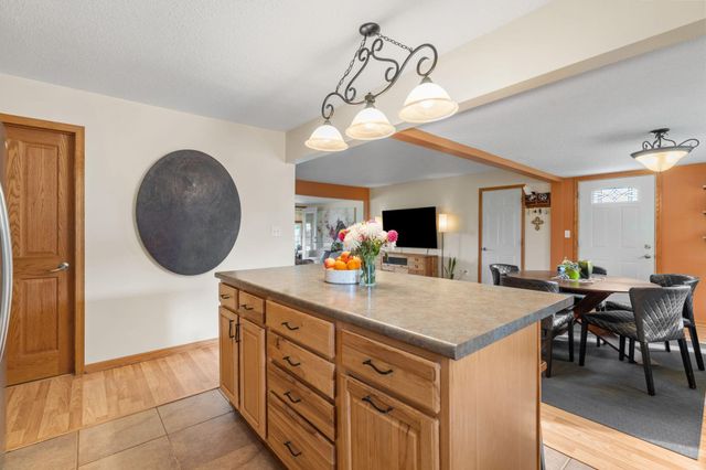 9101 Russell Avenue S, Bloomington, MN 55431