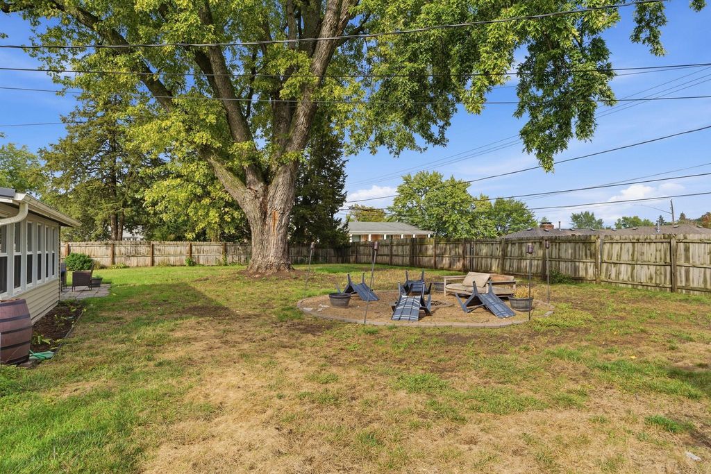 9101 Russell Avenue S, Bloomington, MN 55431 — photo 2