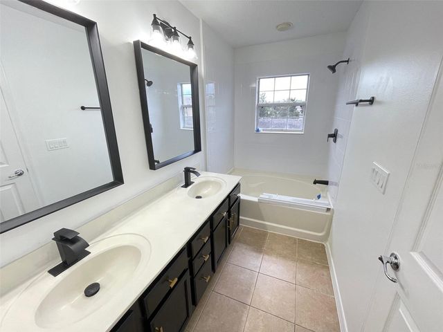 9236 CARDINAL MEADOW TRAIL, Orlando, FL 32827