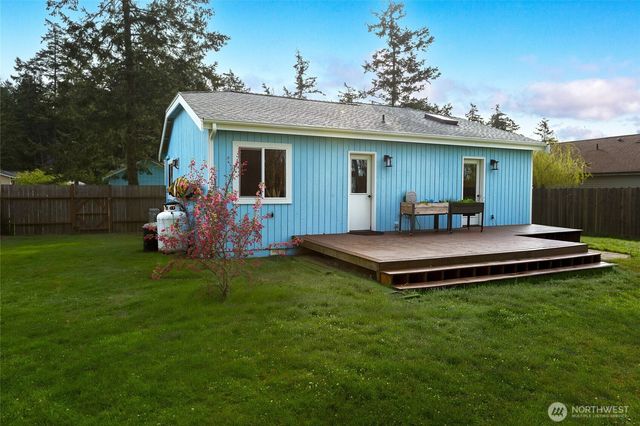 655 Hunt St, Friday Harbor, WA 98250